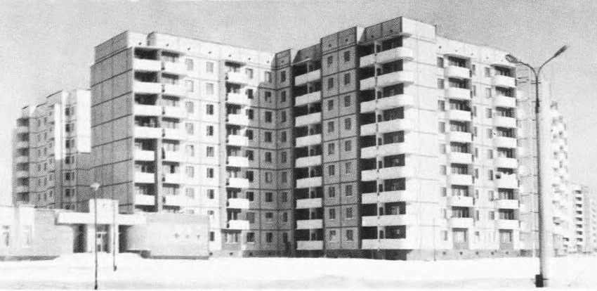 Новые жилые дома 94-ой серии в г. Херсон. Источник: «Жилищное строительство в Украинской ССР». Иноземцева А.С., Муляр Л.Х., Писковский Ю.И., Соловьев В.П. 1988 год