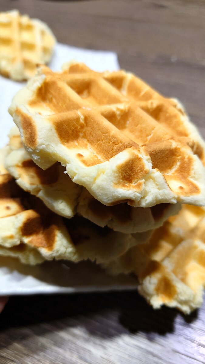 Кокосовые вафли. Низкокалорийные вафли. Кокосовые вафли. Красивые вафли. Бельгийские вафли с кокосовой стружкой.