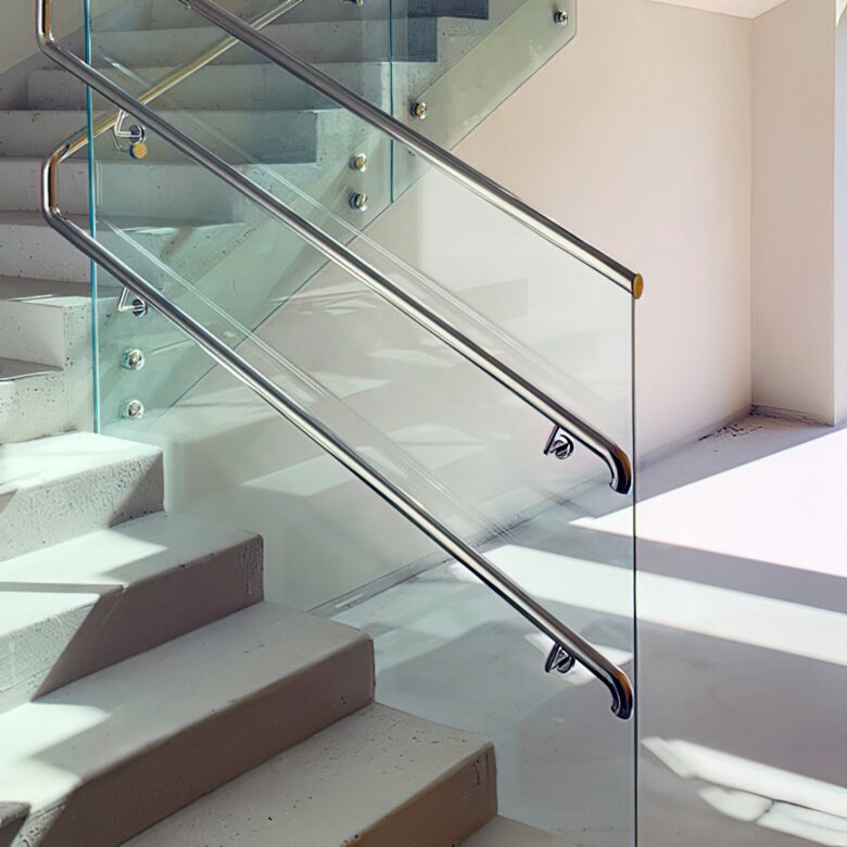 Стекло триплекс в школе