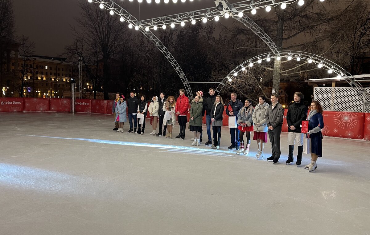 катание кто выиграл. российские фигуристы в пекине 2022. кацалапов о галлямове. фигуристки россии на олимпиаде 2022. катание кто выиграл.