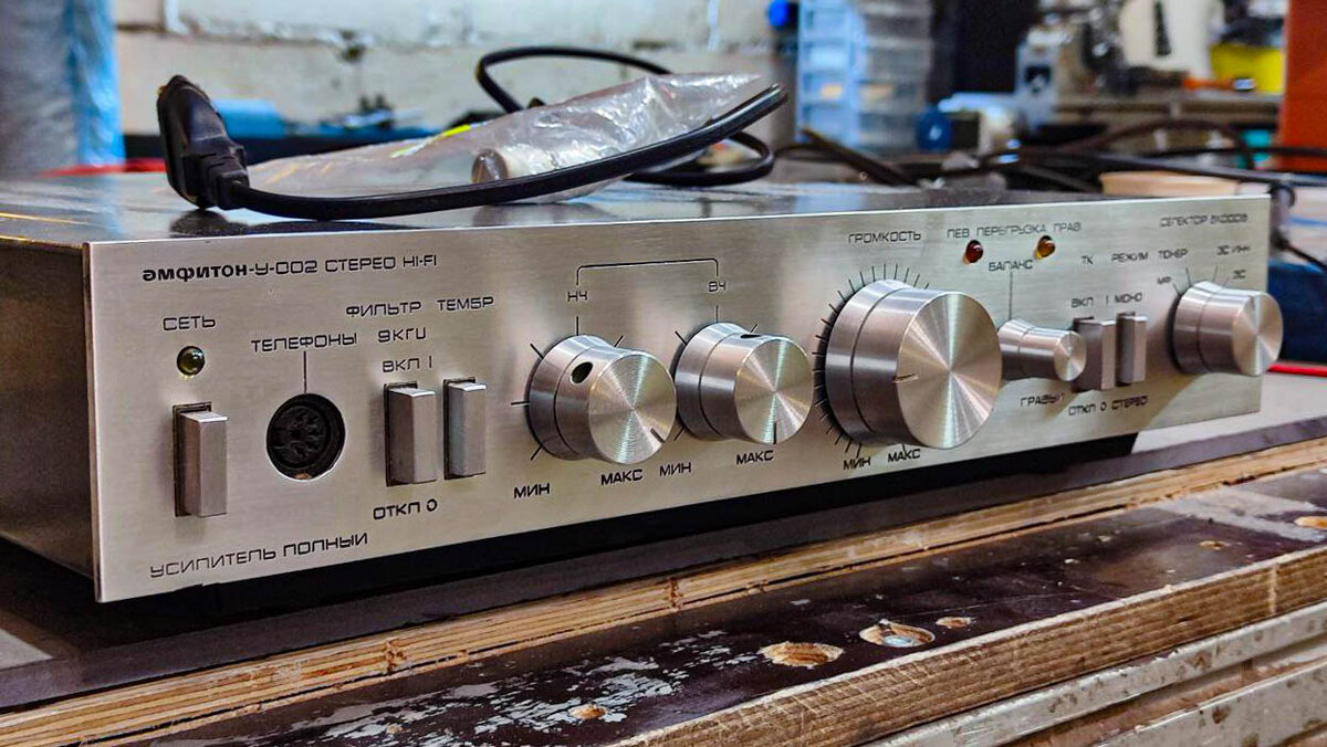 Фото после реставрации передней панели.