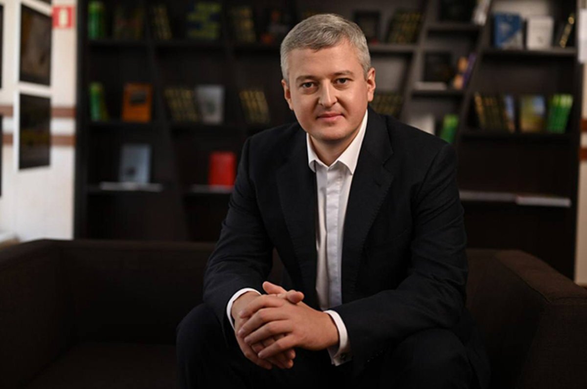    Владимир Солодов.