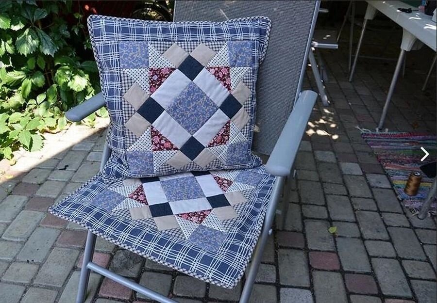 Делай что любишь люби то что делаешь. Нужно любить то что делаешь. Цените людей которые вас любят стихи. Нужно любить то что делаешь. Цените цитаты.