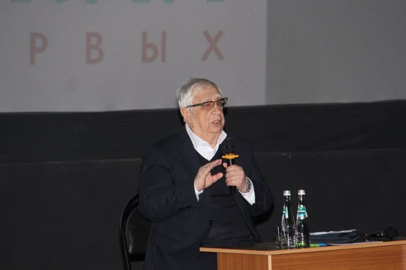    Лев Алферов (фото Волжская городская Дума)