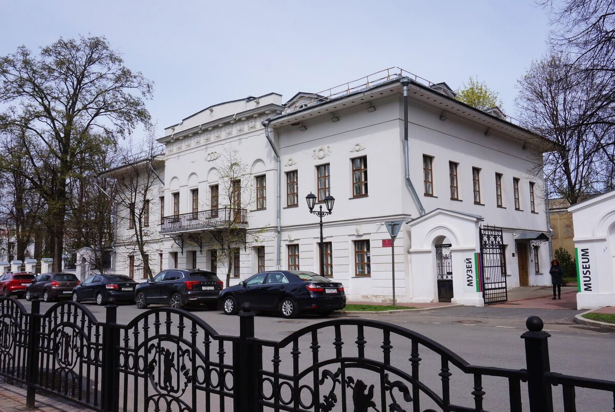 Музей зарубежного искусства (филиал Ярославского художественного музея), Ильинская площадь, 2 