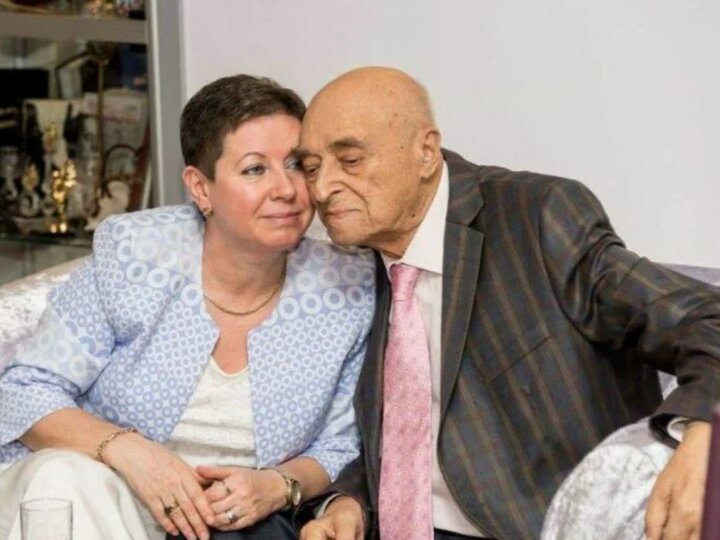 Леня с медалями лесник. Собачка леня. Папа лени. Леня с медалями лесник. Папа лени.