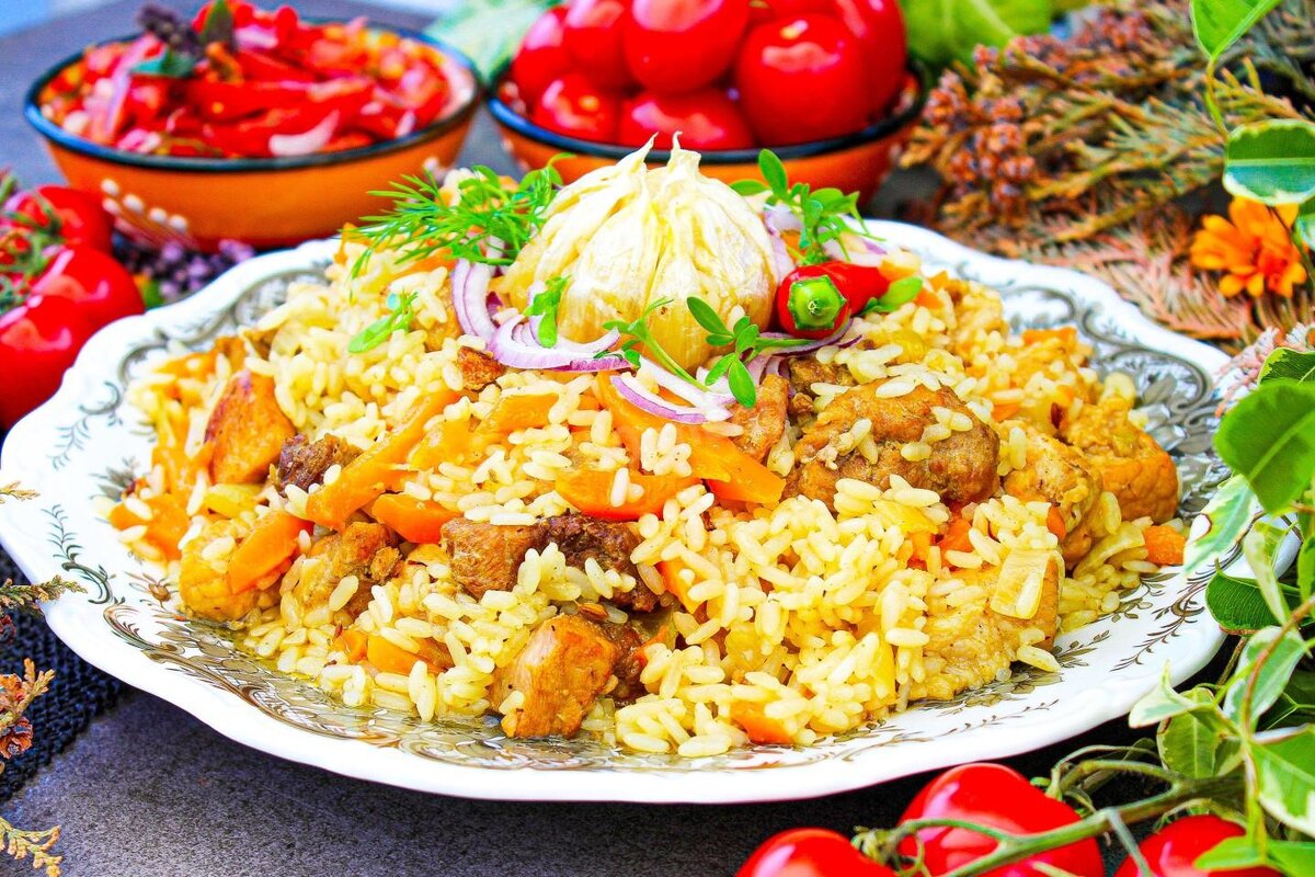 Плов в казане на костре из свинины. Плов в чугунке на плите. Плов с свининой в казане на плите. Плов с свининой в казане на плите. Плов с свининой в казане на плите.