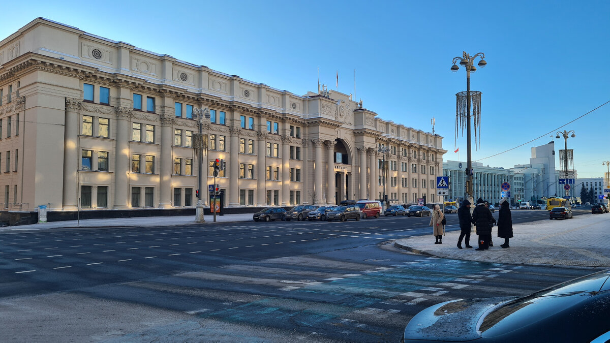 Широкие проспекты с грандиозной советской застройкой есть и в Минске