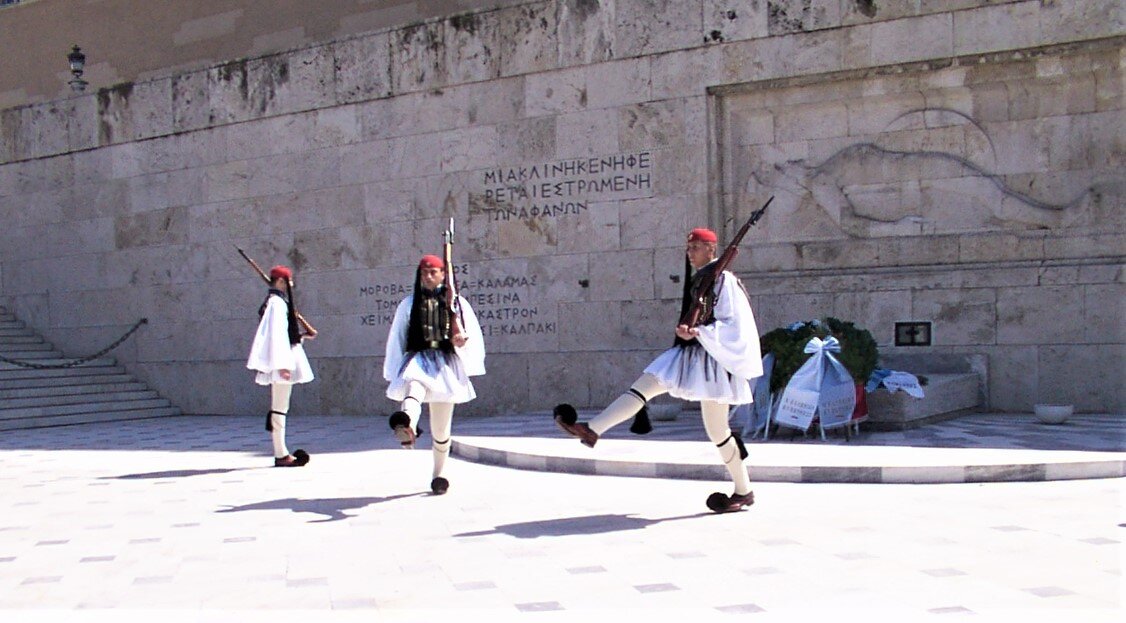 Синтагма, главная площадь греческой столицы. Фото сделано в тот самый день.