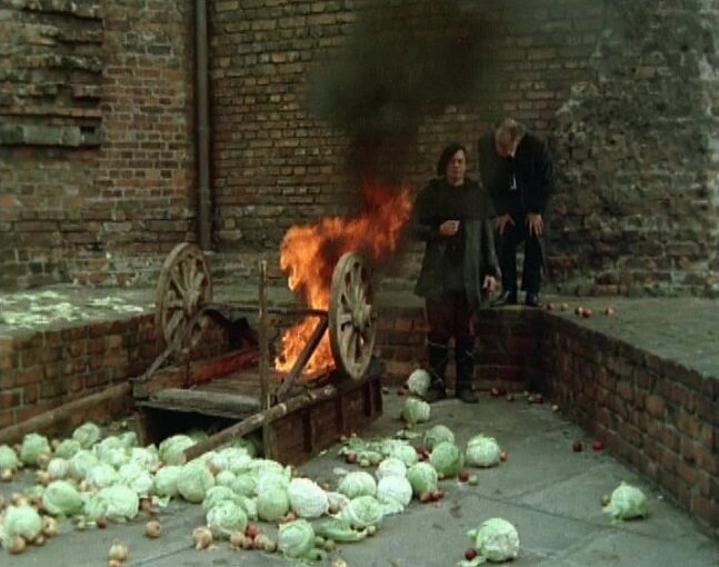 Кадр из фильма фильма «Убить дракона» (1988). Скриншот.