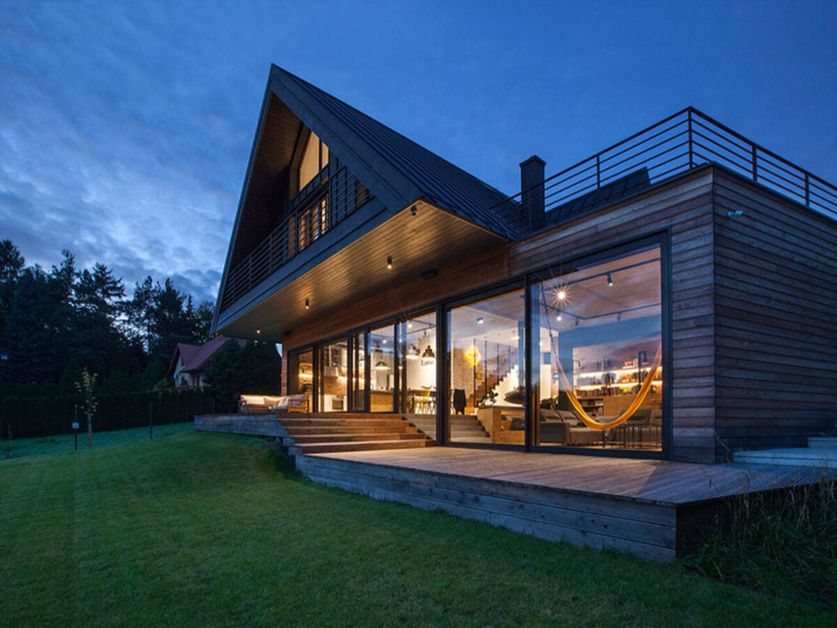 В КАКИЕ ДНИ ВЫСТАВИТЬ ДОМ НА ПРОДАЖУ