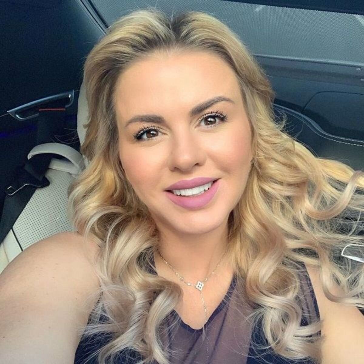 Анна Семенович