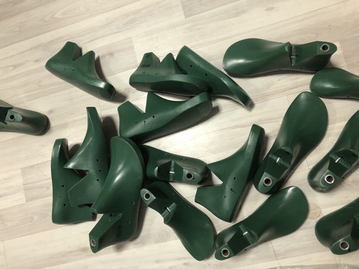 Так выглядят колодки босоногих ботинок