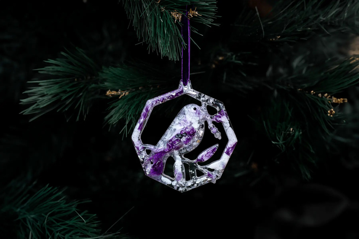 совершенство чистоты. Ariel аква + пудра color 6кг. девушка нежность. счастливая женщина. человек медитирует на природе.