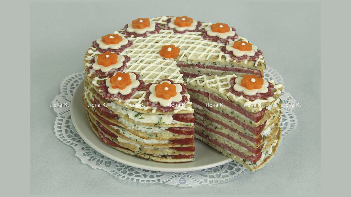 блинный закусочный торт с колбасой,приготовление и фото Лены К.