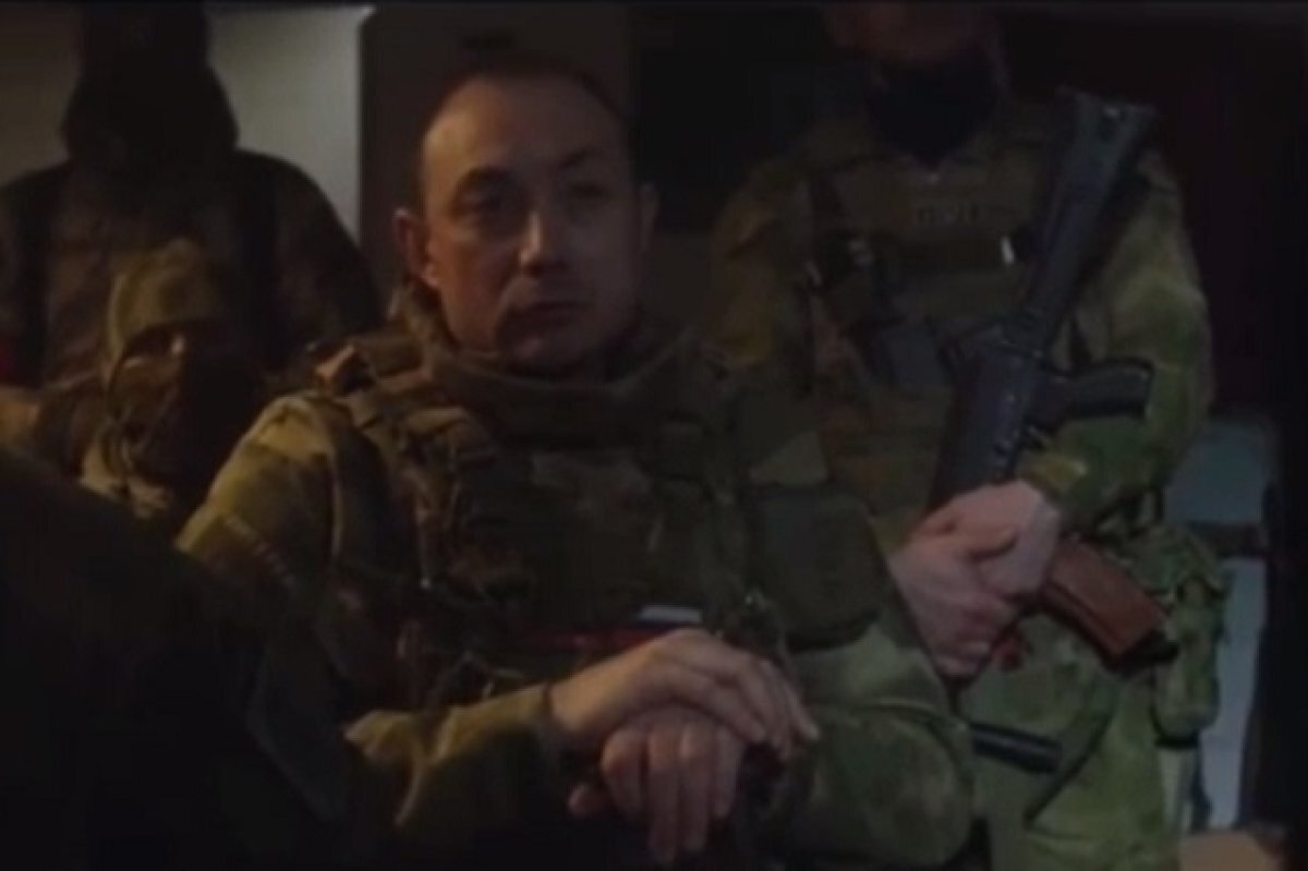    Рэпер ST выпустил клип с участием Героя России из Чечни Сергея Хайрудинова