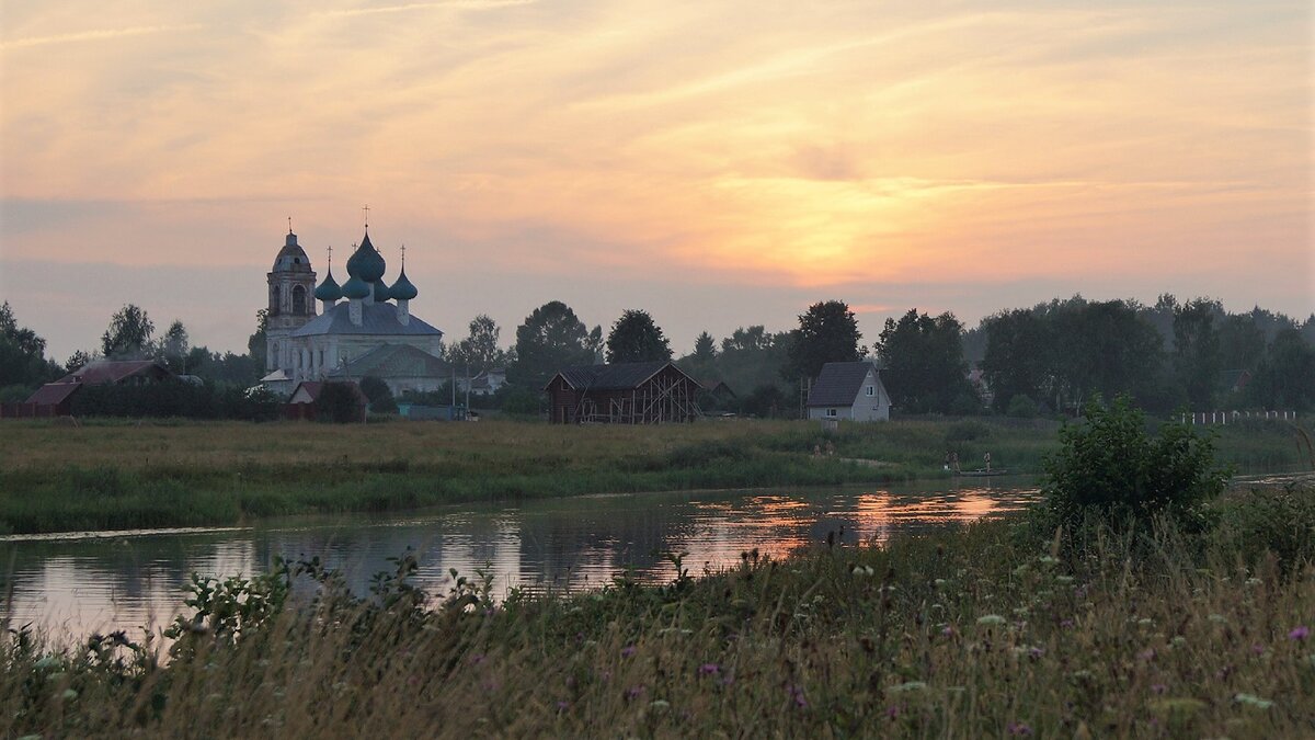 Современная фотография из интернета. Оказывается там очень красиво.Село Чёрная Заводь. Фото для иллюстрации