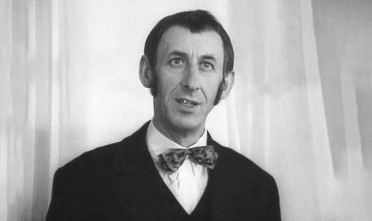 Владимир Басов. В 1983 году ему присвоили почётное звание «Народный артист СССР».