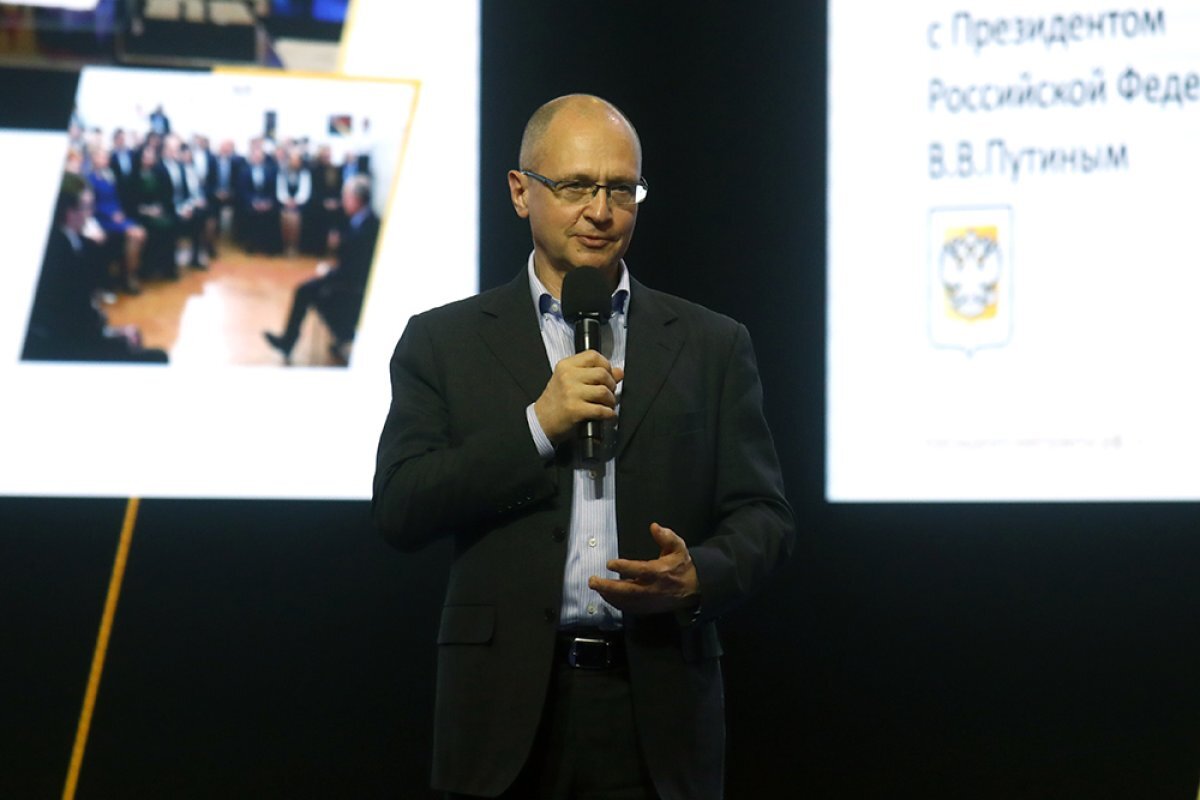    Кириенко поблагодарил волонтеров за помощь после удара Украины по Белгороду