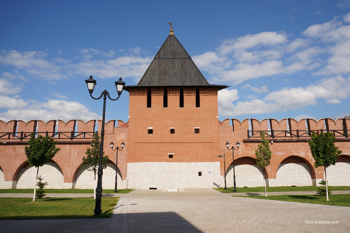 Башня тульского кремля фото