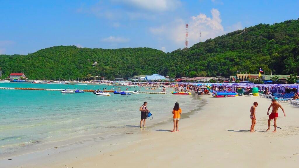 самый западный остров. маяк корнуолл. самый западный остров. аруба столица. маяк южный стек в британии.