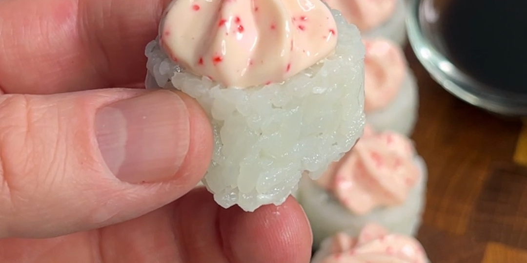 Из чего делают соус «лава»??!