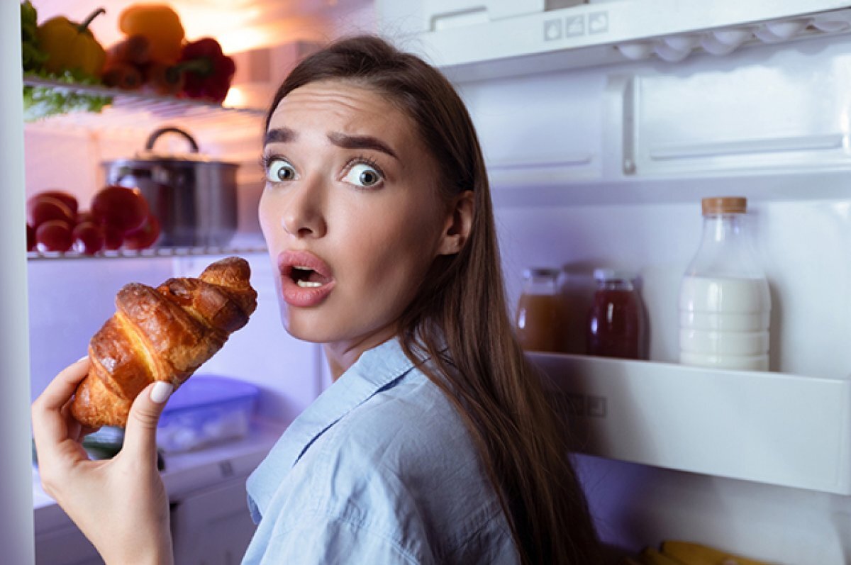    Свет на кухне.