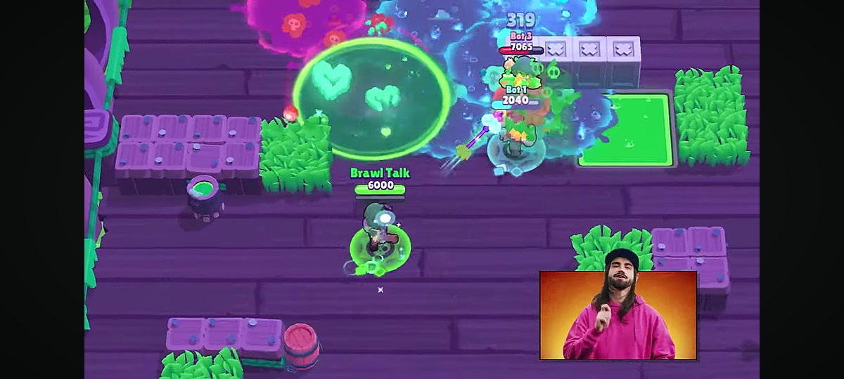 Наносит примерно 1000-4000 урона