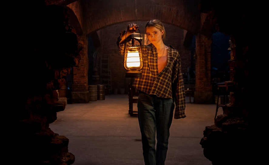 Кадр из фильма ужасов "Нечисть"(2023).