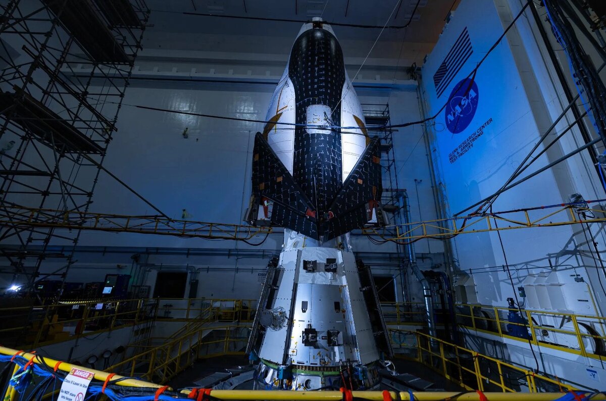 Dream Chaser и его грузовой модуль Shooting Star на испытательном полигоне NASA им. Нила Армстронга.  Источник: Sierra Space / Shay Saldana  📷
