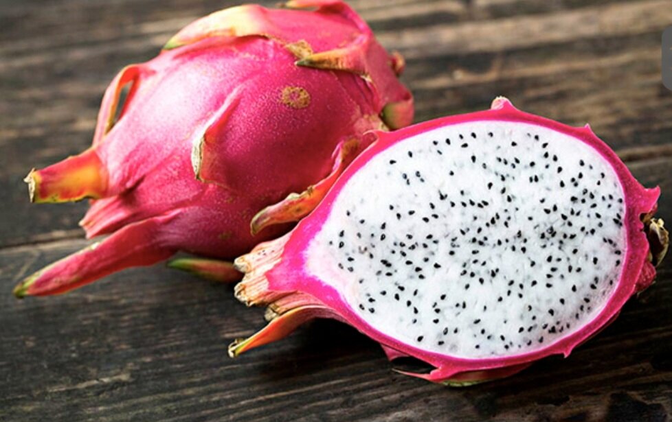 Овощи и фрукты. Яблоки и груши. Яблочная груша. 2 фрукта. Яблоко.