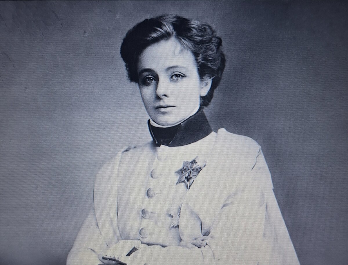 Американская актриса Мод Адамс в роль Орленка.