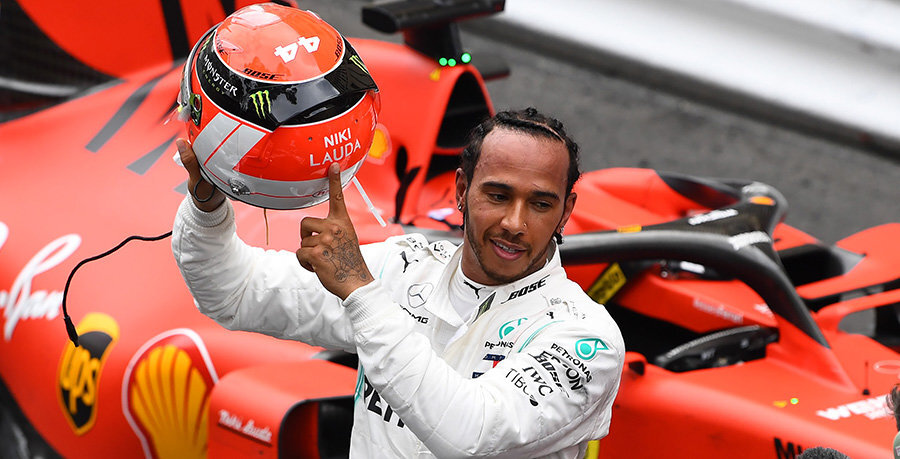 Льюис Хэмилтон