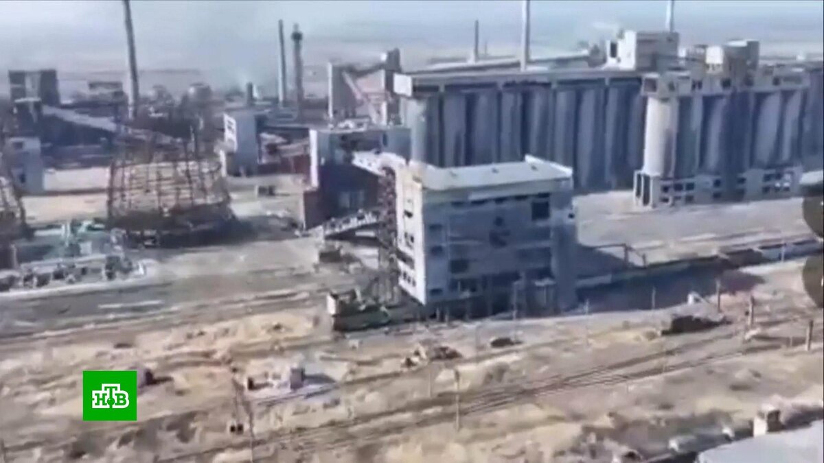    МО: приказ Сырского оставить Авдеевку выпустили спустя сутки после бегства ВСУ