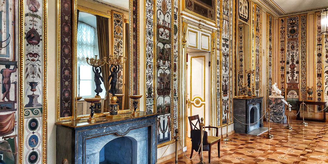 Граф Строганов хотел создать гостиную, как у Екатерины II. Но его мечту смогла воплотить только его невестка