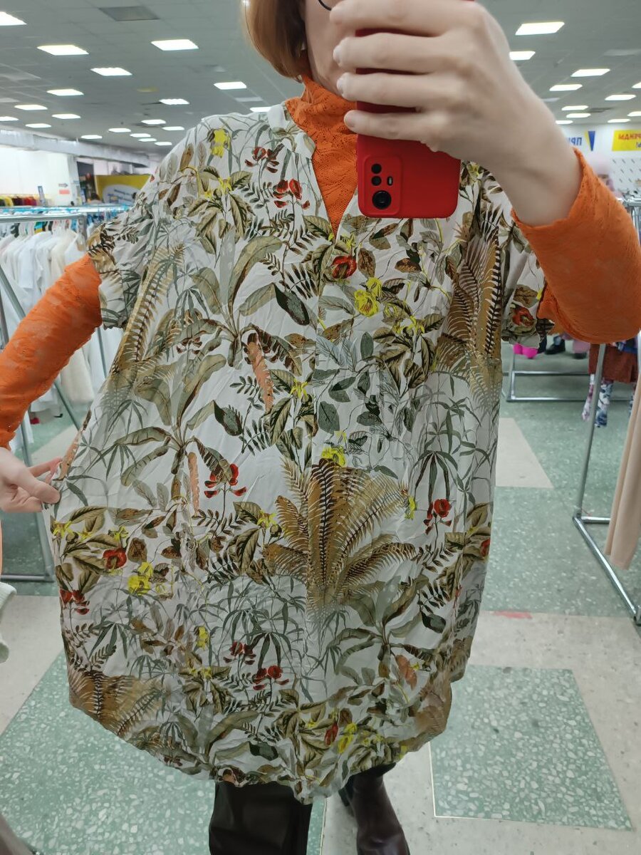 платье цвета морской волны. платье всякие разные. покажи какое платье. разные платья. девушка в платье красивая.