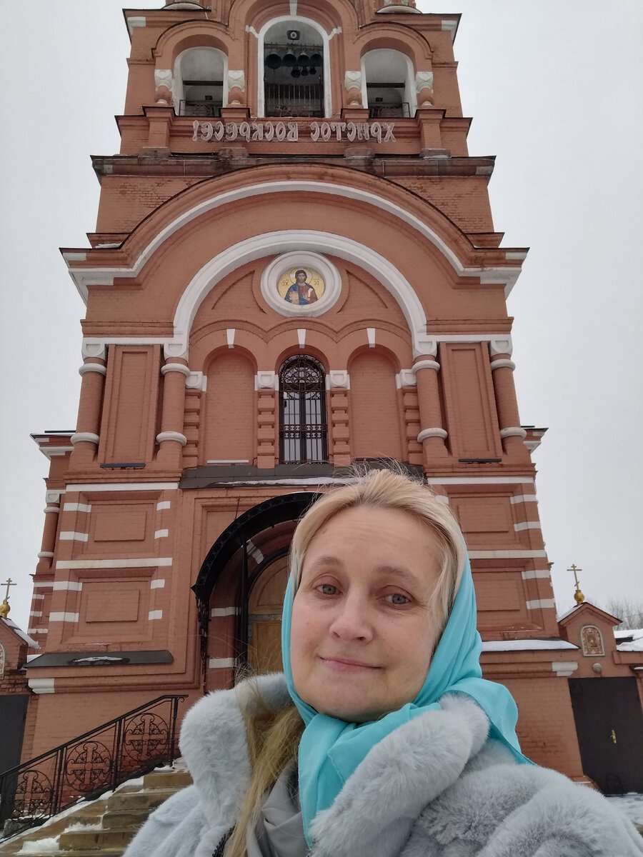 Монахини покровского монастыря суздаль. Уезжать матушка. Уезжать матушка. Среднеуральский женский монастырь послушницы. Оптина пустынь в тумане.