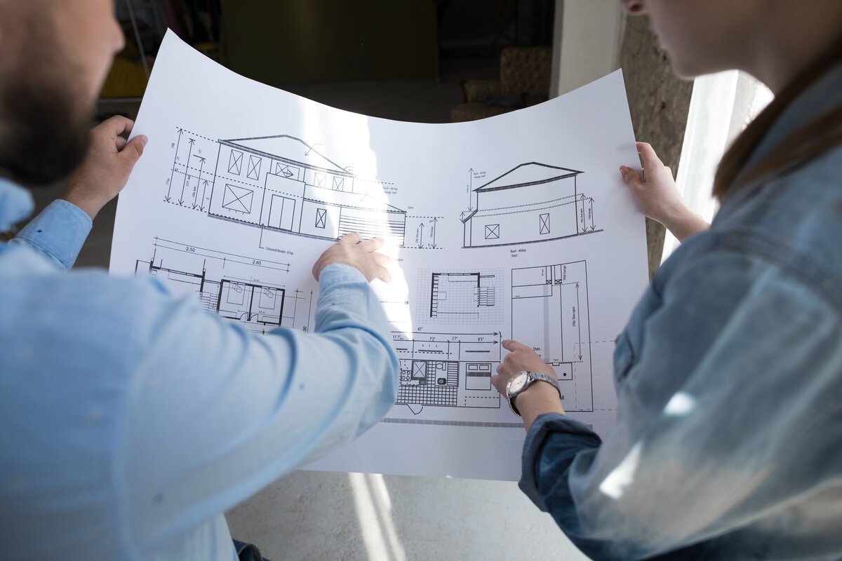 Строительная компания, которая сама разрабатывает проекты и строит по ним дома, всегда достаточно точно рассчитывает стоимость строительства