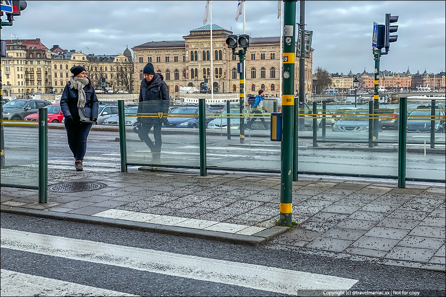 Что не так с дорогами в Швеции и почему зимой на улицах нет такой грязищи, как в России