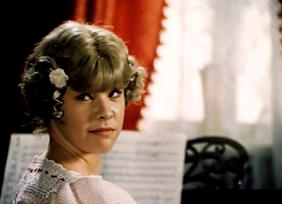 Татьяна Догилева. Кадр из кинофильма "Вакансия", 1981 г., режиссер и сценарист Маргарита Микаэлян, композитор Геннадий Гладков (скриншот) 