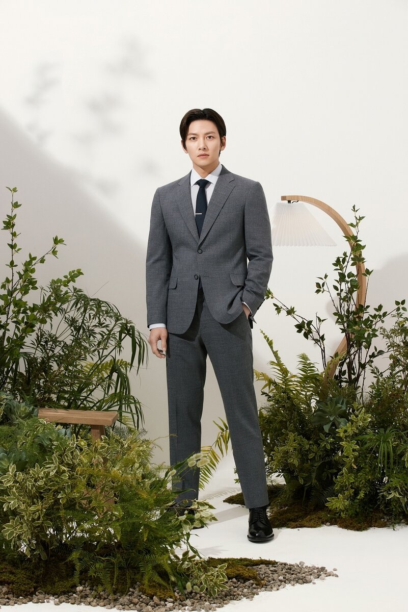 Фото взяты отсюда: https://vk.com/publicijichangwook