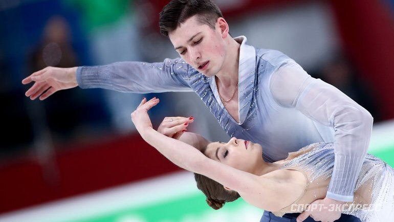    Александр Галлямов и Анастасия Мишина.Дарья Исаева