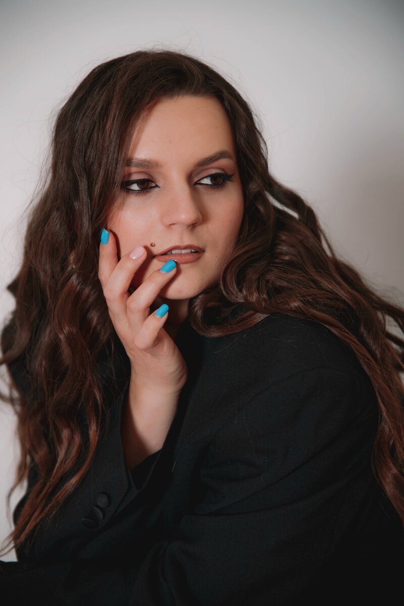 Рэйчел билсон. Есть симпатичные девчонки. Есть симпатичные девчонки. Миранда керр брюнетка. Есть симпатичные девчонки.