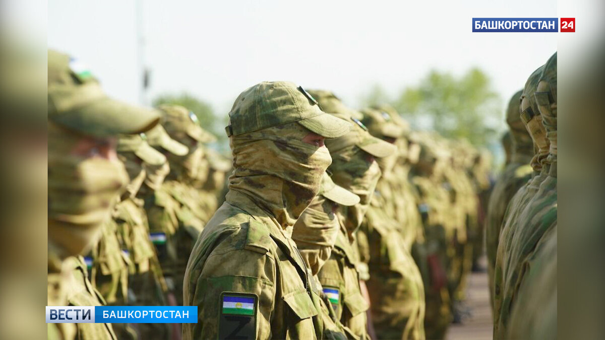    Радий Хабиров поздравил жителей республики с Днем Государственного флага Башкирии