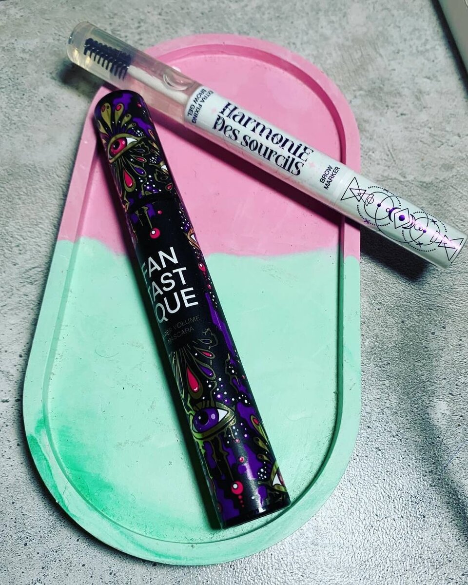 Экспедитор груза. Пакет с продуктами. Поставщик и покупатель. Картинка курьер доставка. Самые лучшие доставки.