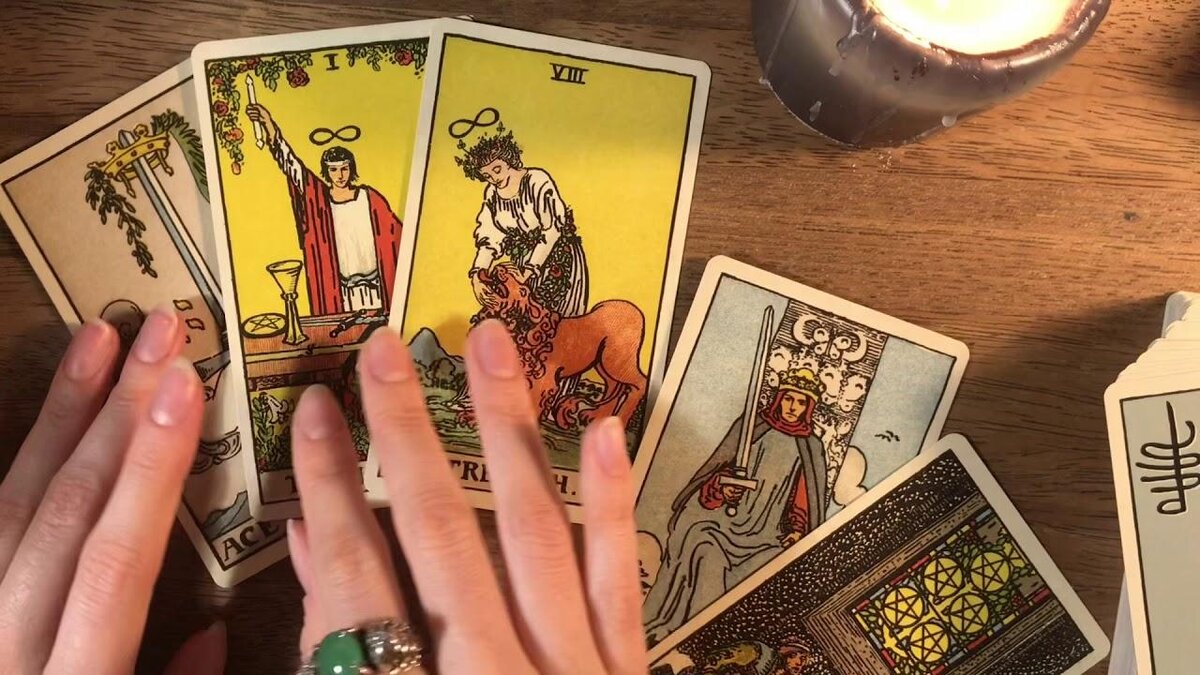 Таро и отношения. Погадать на ближайшее будущее. Детские гадания на картах. Красная карта. Гадать на обычных картах.
