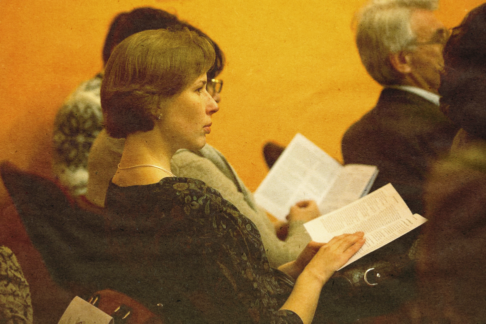 Это я пытаюсь найти ошибку в докладе Реувена Кипервассера о смеющемся Боге.