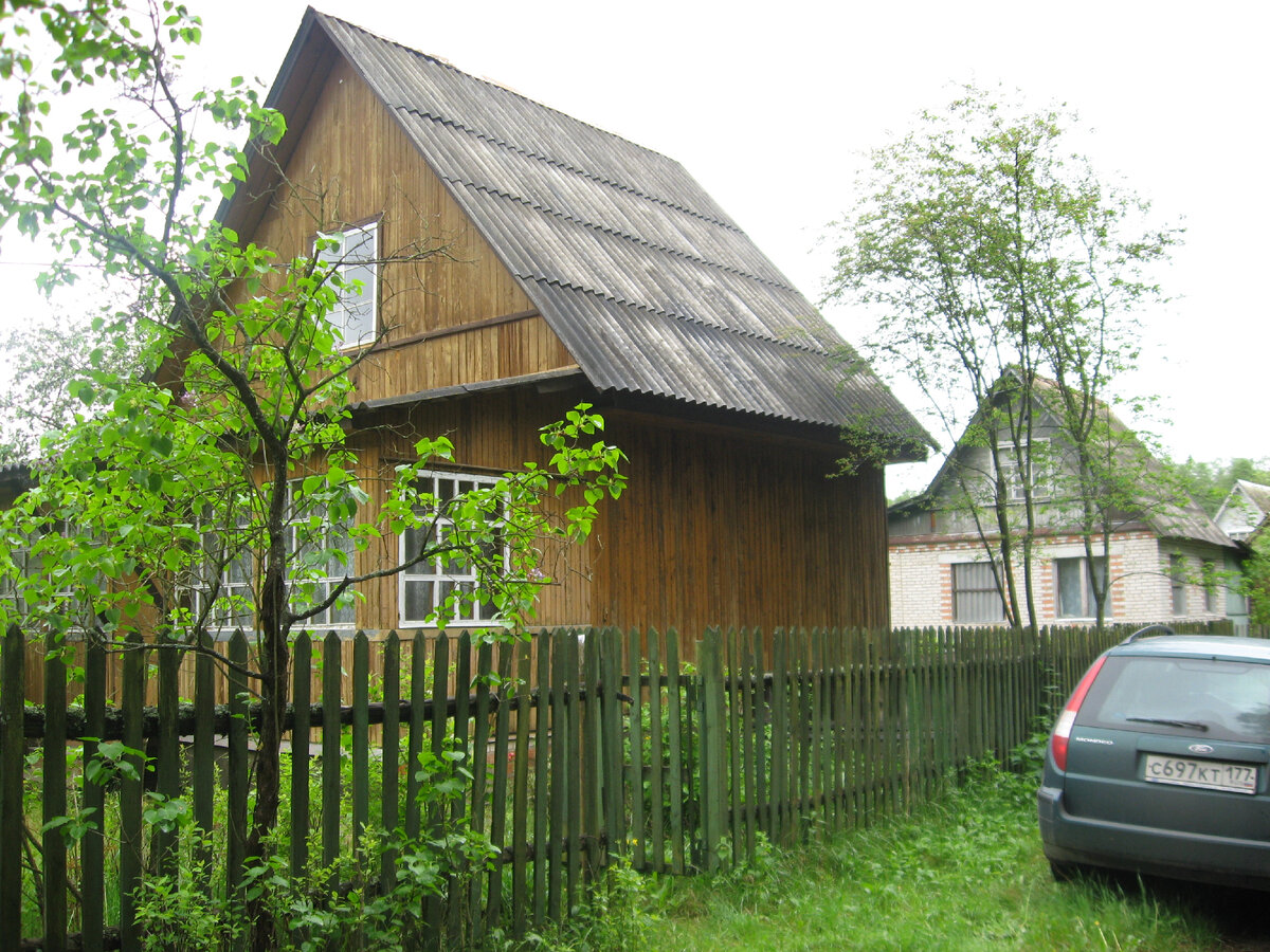 Новый дачный домик родителей мужа на участке 6 соток в СНТ в 80 км от Москвы