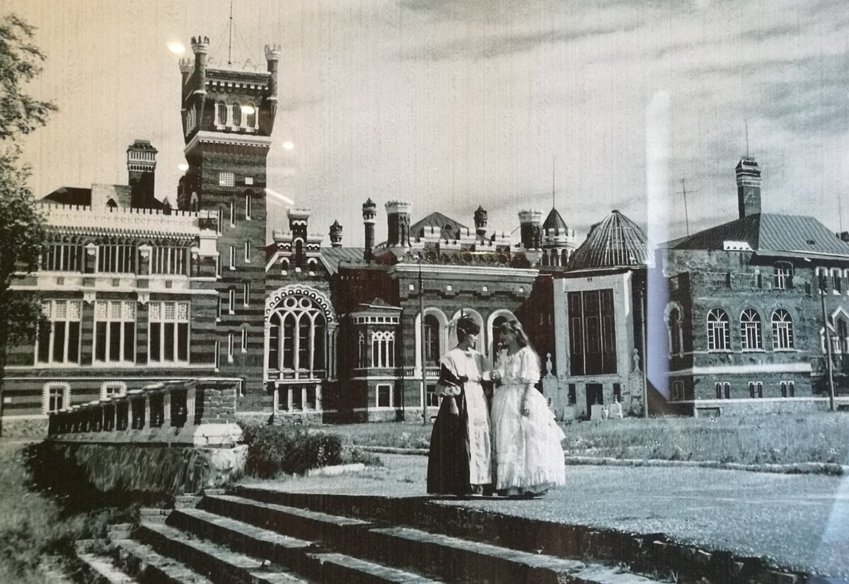 Где находится шереметьевский замок Призрак замка Шереметева. Памятник архитектуры республиканского значения - замок