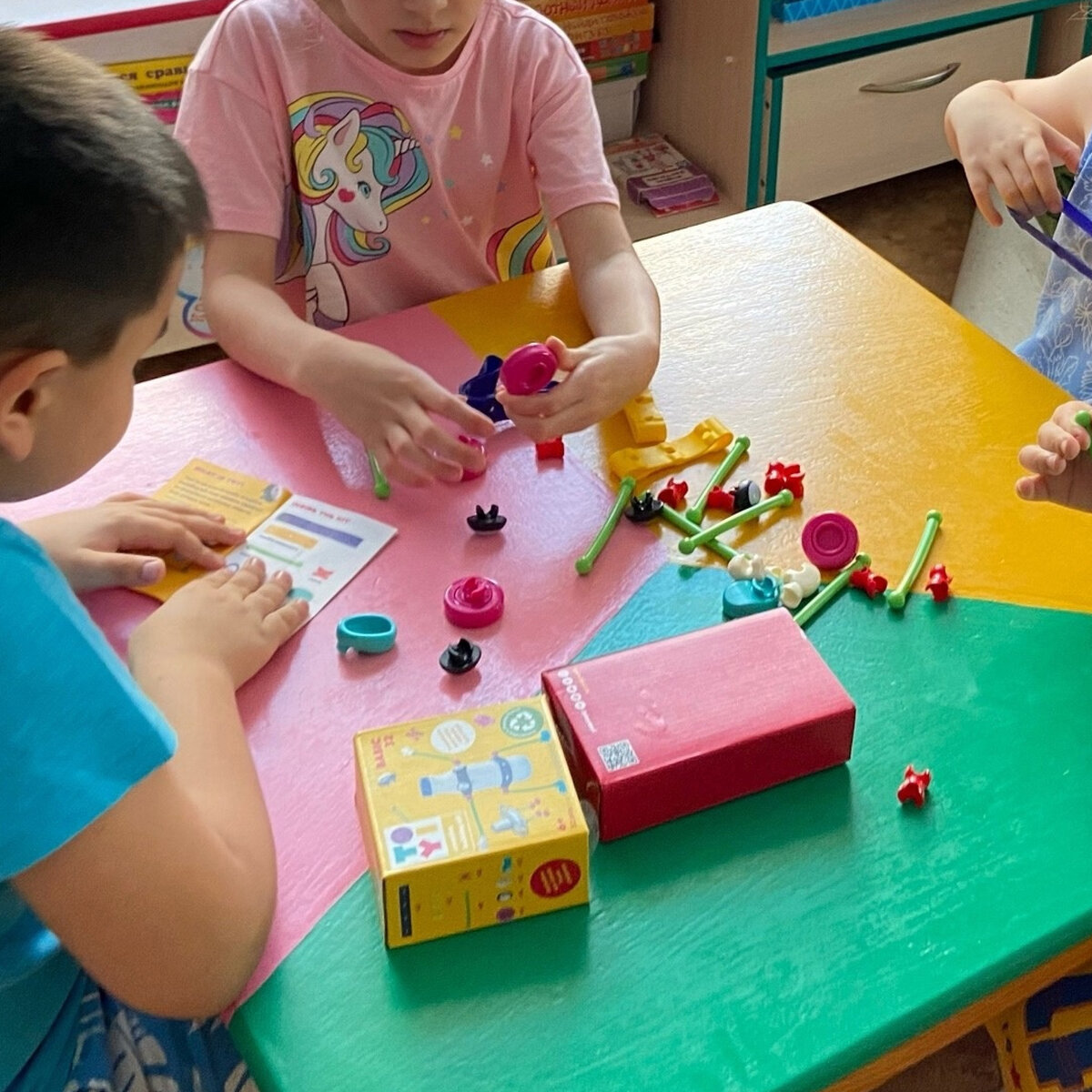 на фото Игровой набор Тойи Basic 32